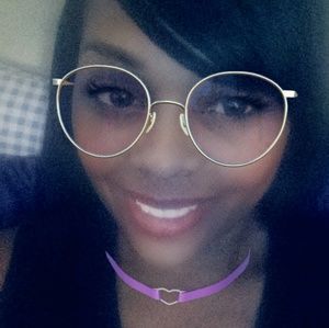Meet your Posher, Sabrina