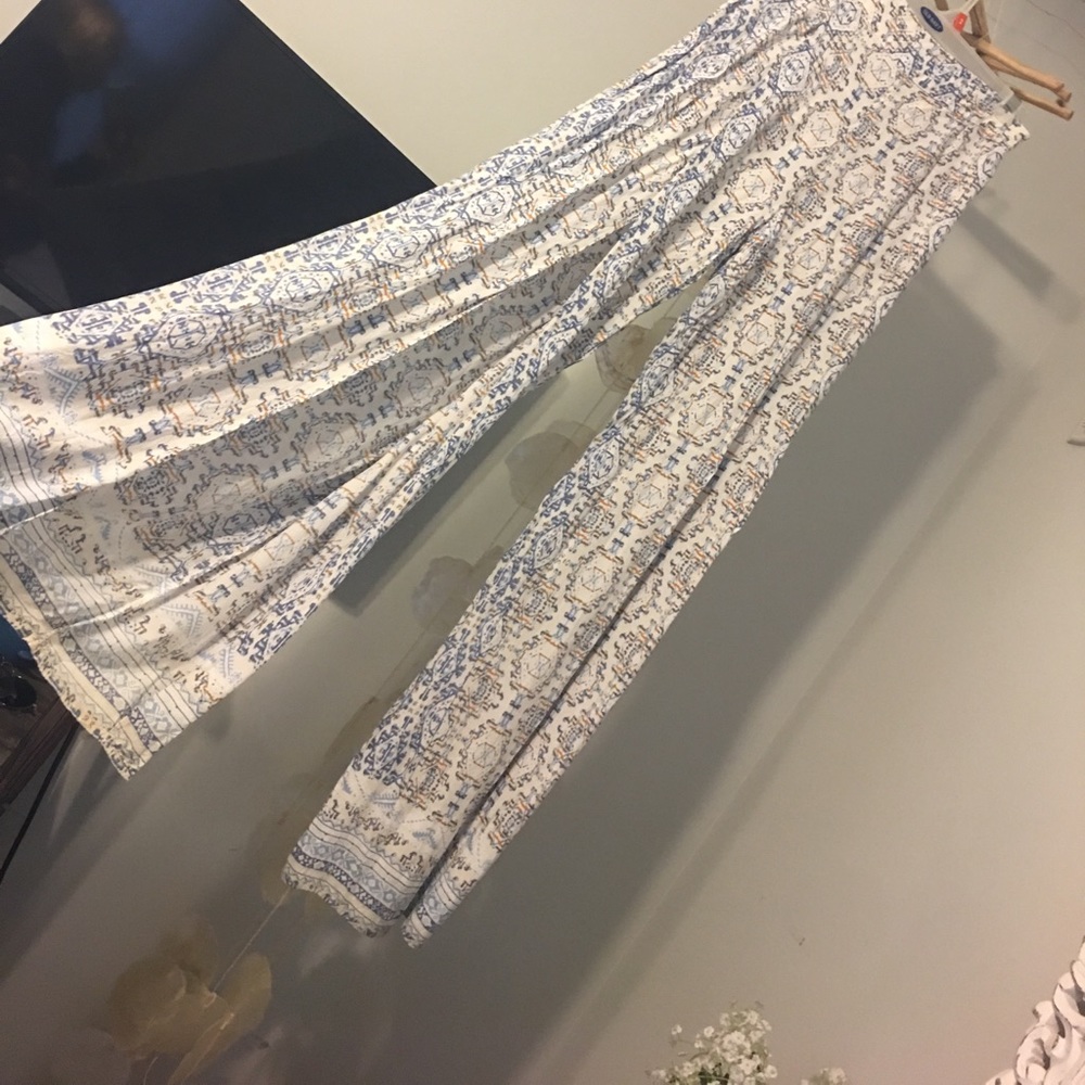 Abbeline flowy pants with slits