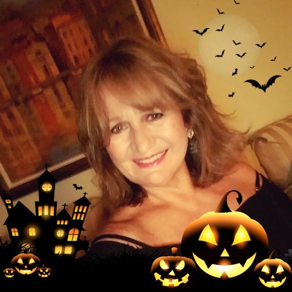 Meet your Posher, Elis - Picture 4 of 4