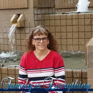 Meet your Posher, Raye