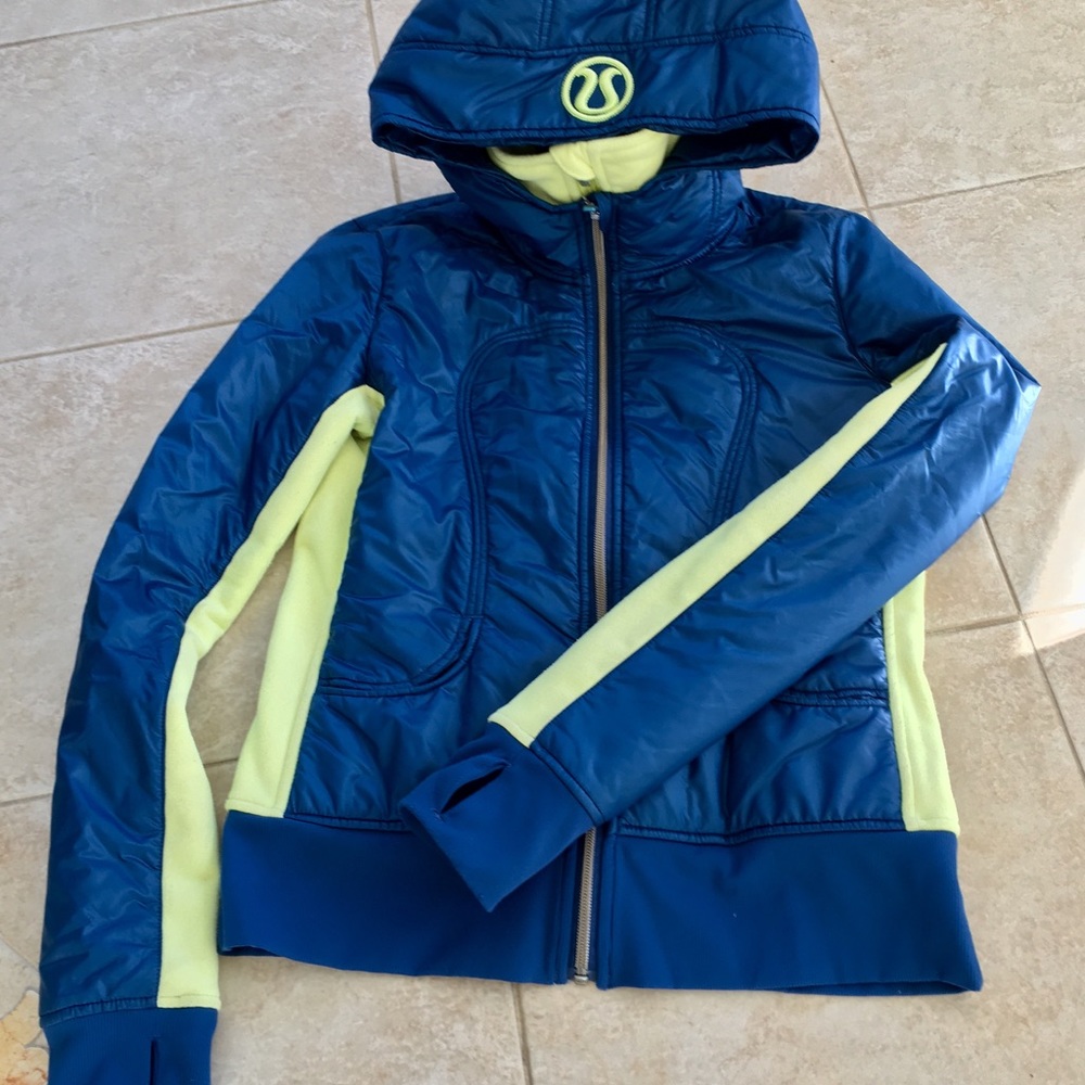EUC LULULEMON LIMITED EDITION JACKET 👍🏻🎉❤️🎊