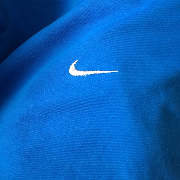 NWOT Nike Sports Tee Fit Dry - Picture 3 of 3