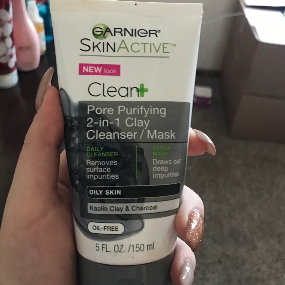 New skin active clay mask