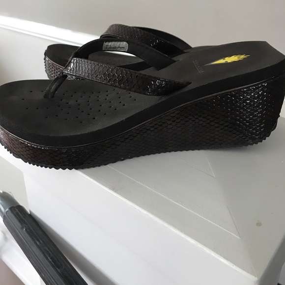 Sandal - Picture 5 of 7