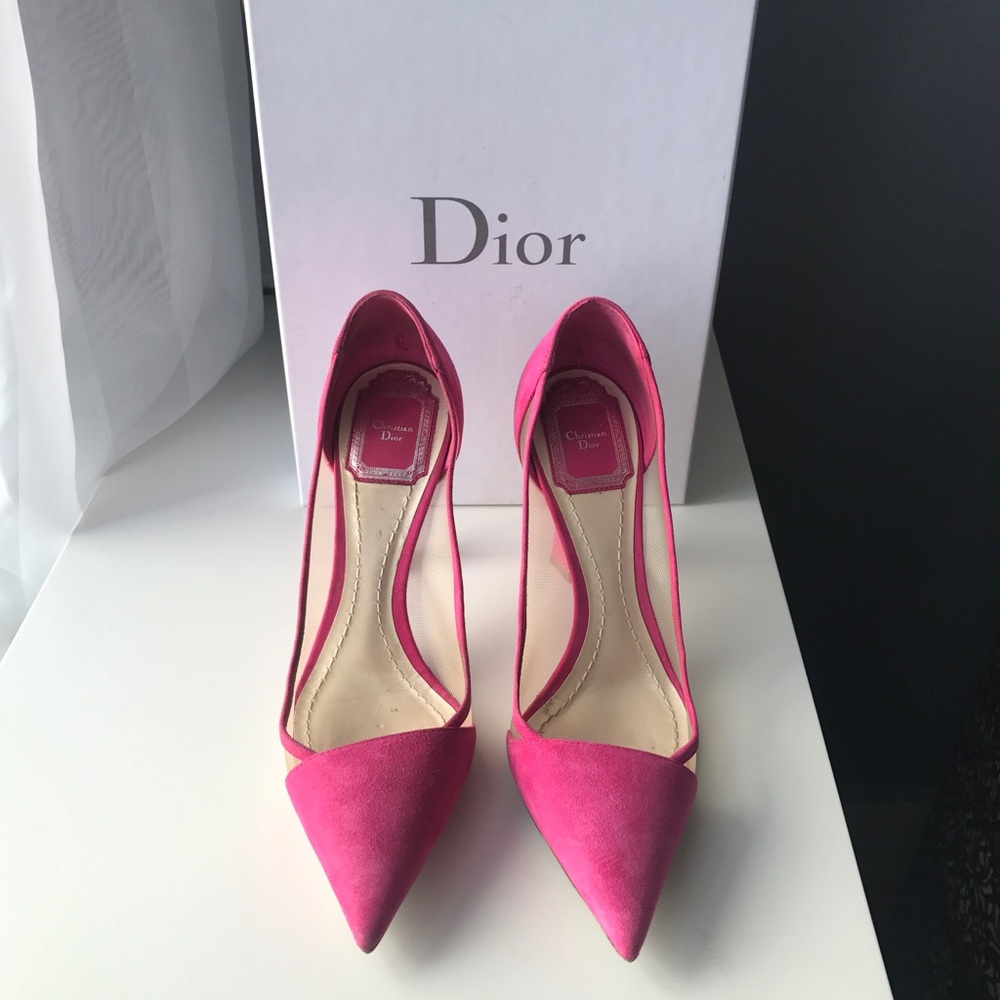 Christian Dior fuchsia suede pumps