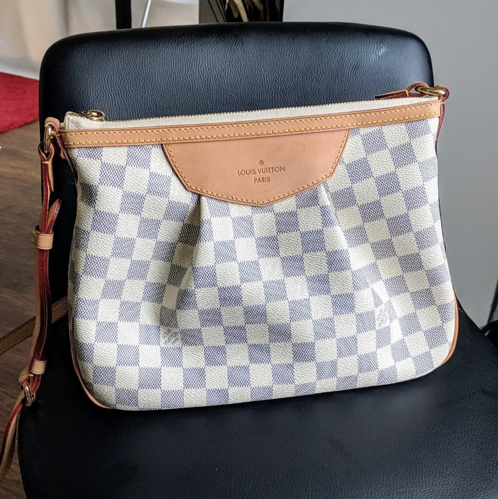 Authentic Louis Vuitton satchel