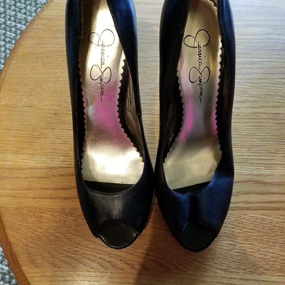 Jessica Simpson peep toe size 8 heels