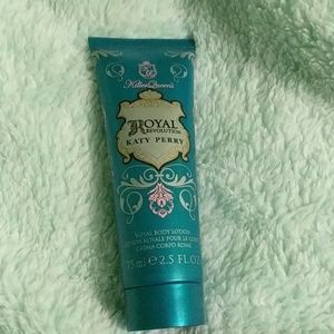 Katy Perry Royal Revolution Body Lotion