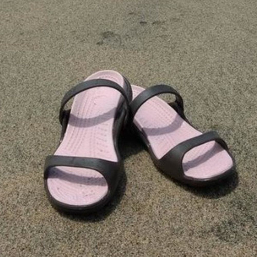 Cleo Crocs size 10