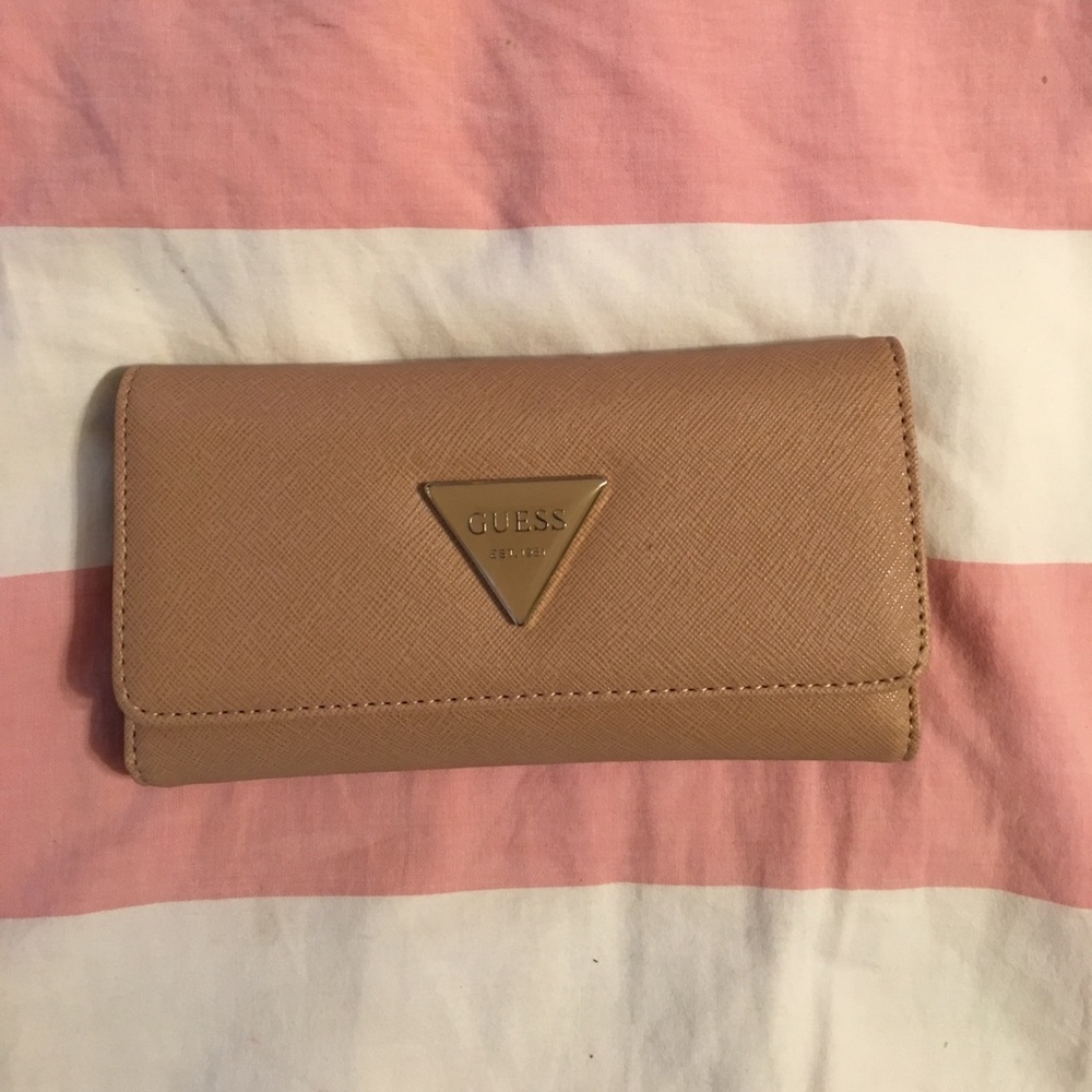 Guess Wallet