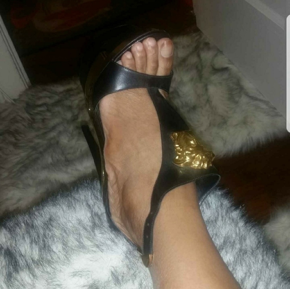 Versace sculpted platform sandal - Picture 5 of 6