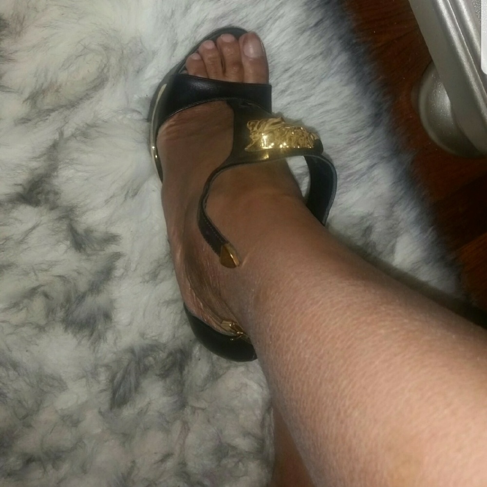 Versace sculpted platform sandal - Picture 6 of 6