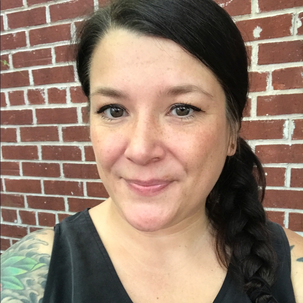 Meet your Posher, Naomi