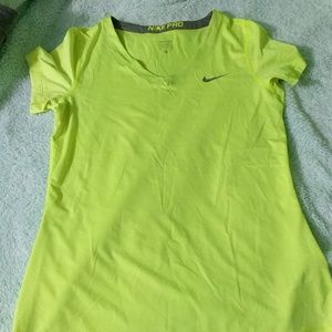 Nike pro short sleeve