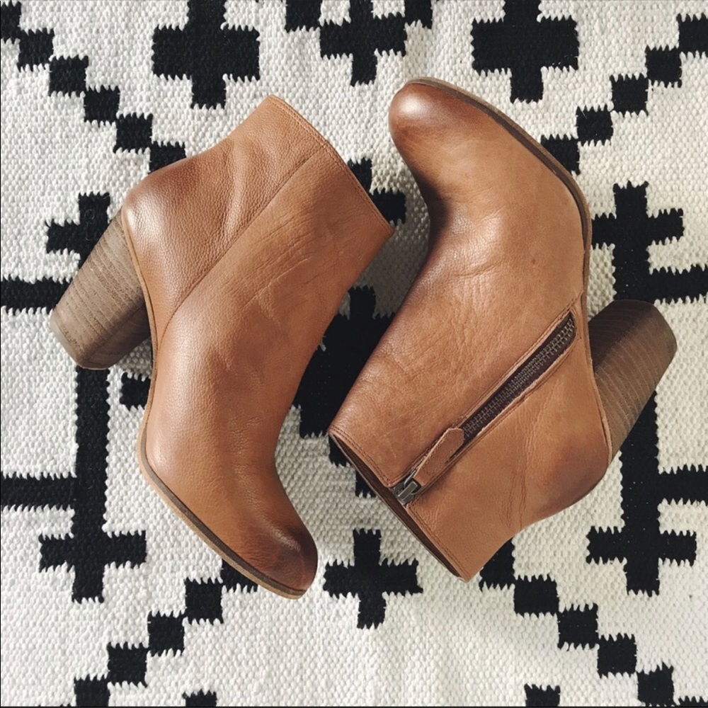 BP distressed Booties size 7.5