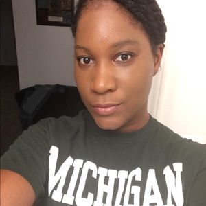 Meet your Posher, Angelica