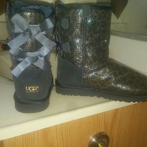 Bailey bow uggs