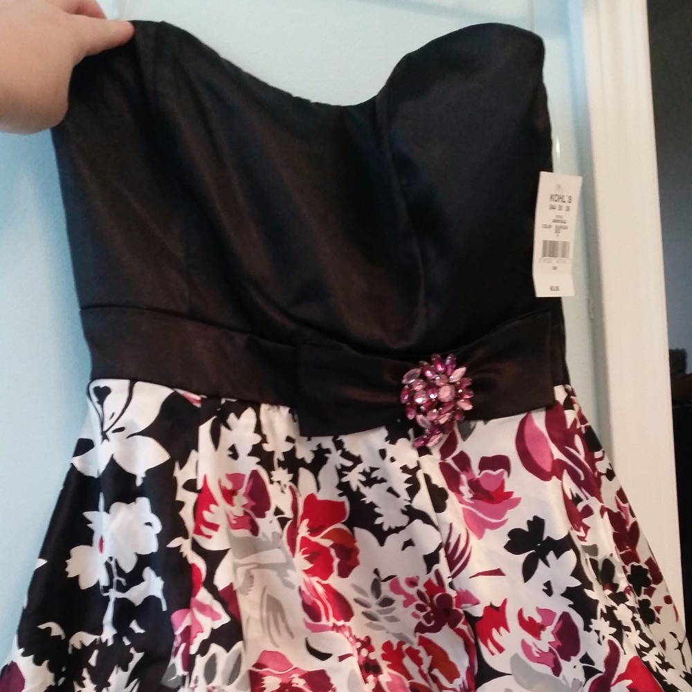 Trixxi strapless dress NWT size 9 formal/semiforma
