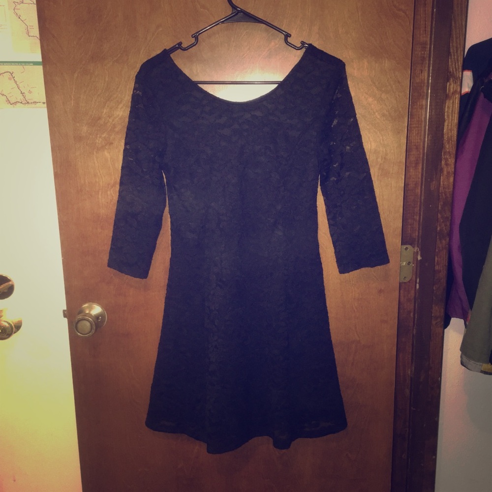 Nordstrom black dress size S lacey
