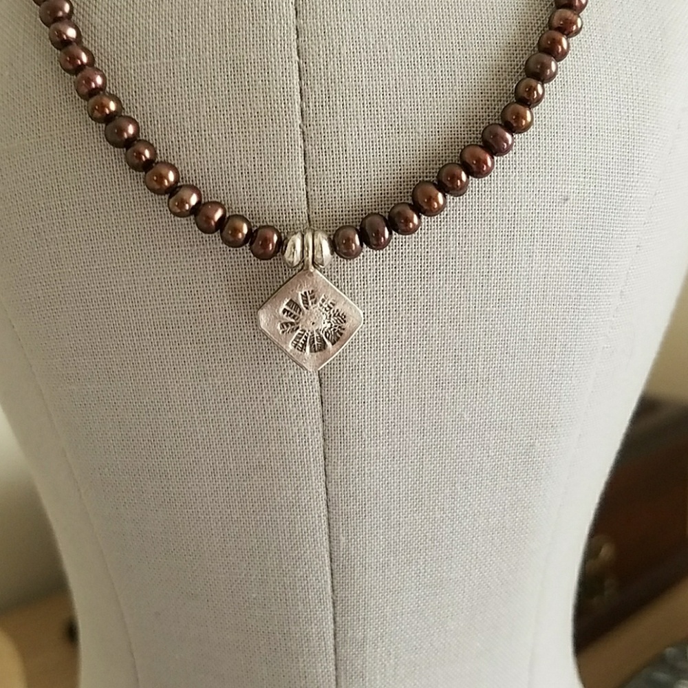 HILL TRIBE • Bronze pearl necklace