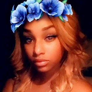 Meet your Posher, Tierra