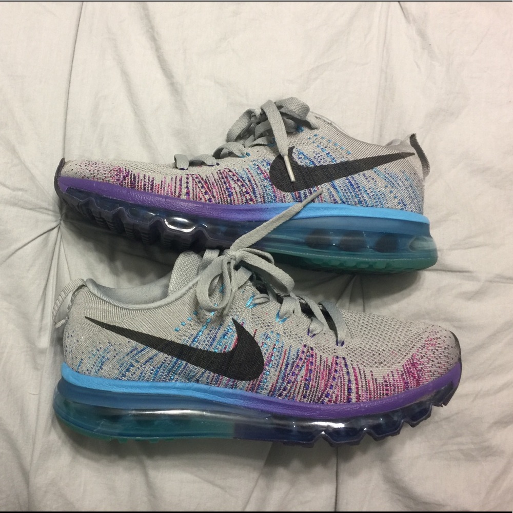 NIKE FLYNIT AIRMAX