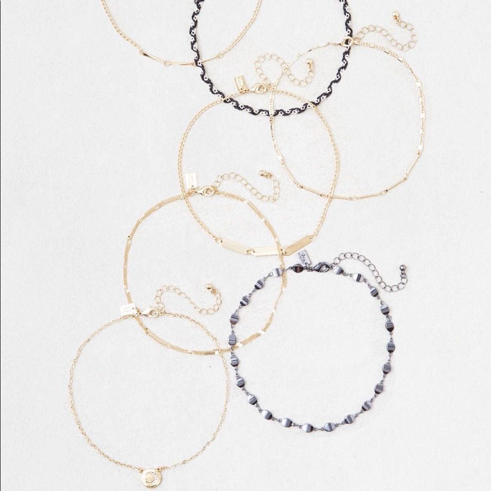 Set of 7 chokers brand new!