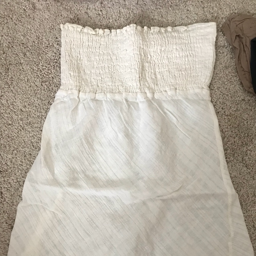 Strapless top