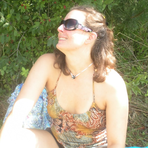 Meet your Posher, Crystal - Picture 1 of 1