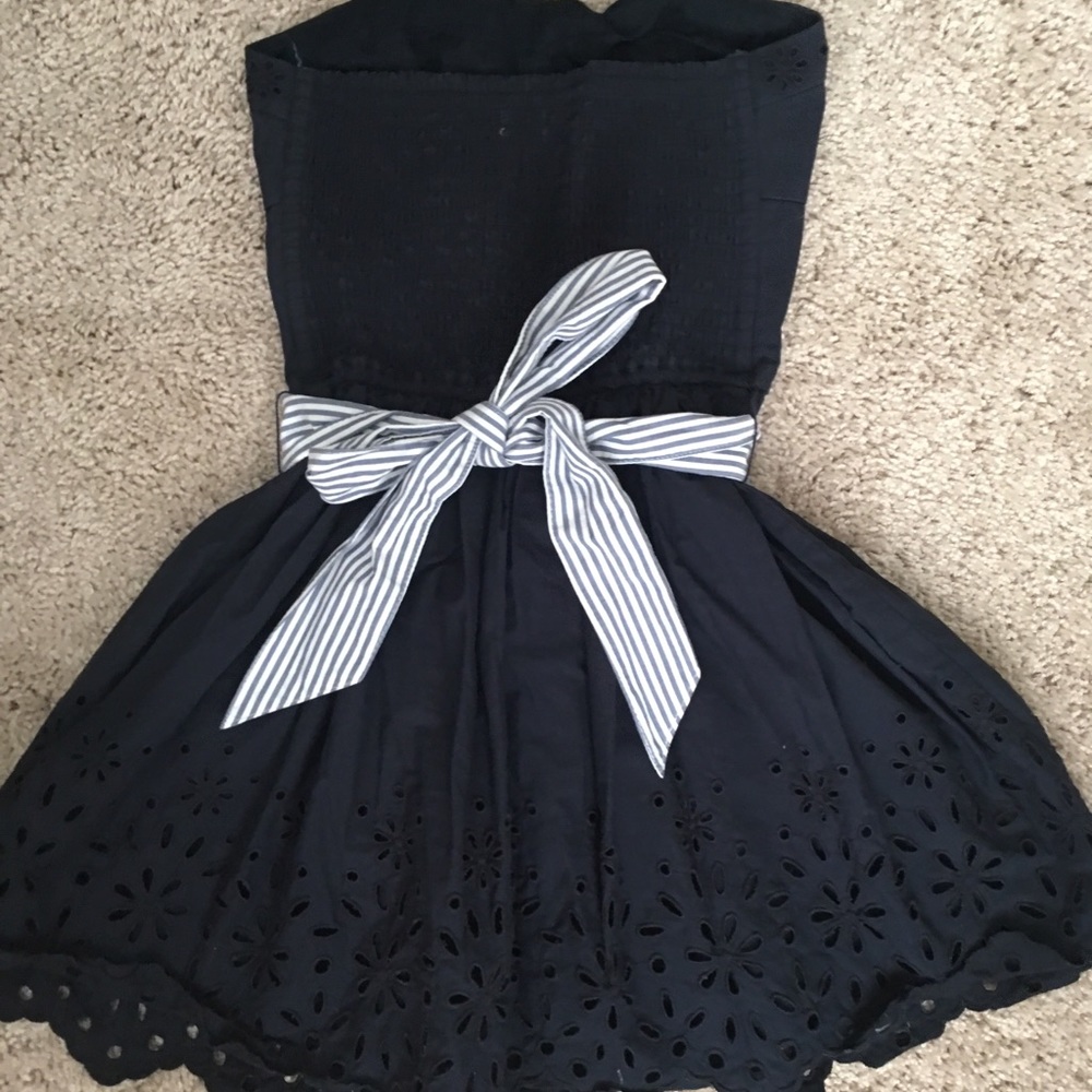 Hollister sleeveless dress with bow
