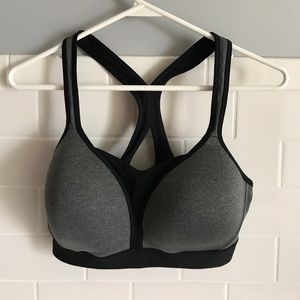 🆕Champion adjustable sports bra. Size large