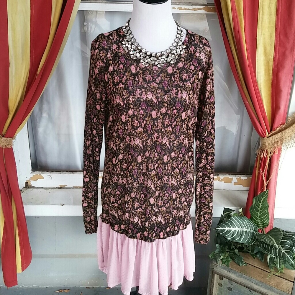 Ann Taylor Loft floral Long top/dress With Pink Fuffle Studded Bottom Size Large
