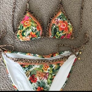 Pilyq Aloha embroidered bikini