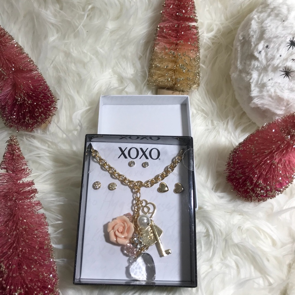 XOXO jewelry gift set box
