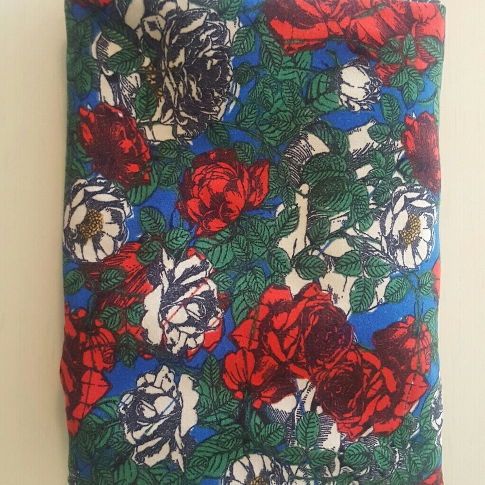 ONE SIZE Lularoe leggings new without tags