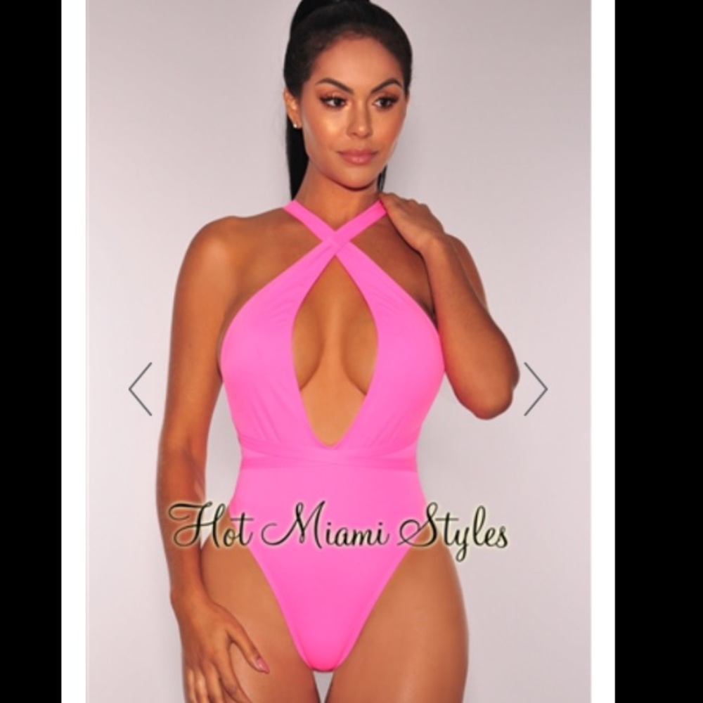 Hot Miami Styles Hot Pink Bikini