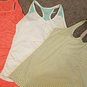 3 sport tops
