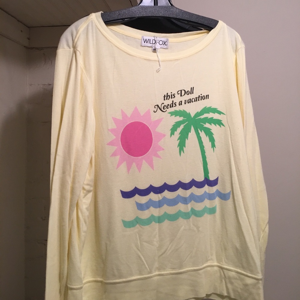 Wildfox Pullover. Sz M