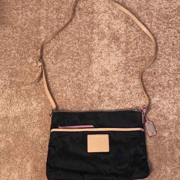 Coach cross body bag! - Picture 1 of 3