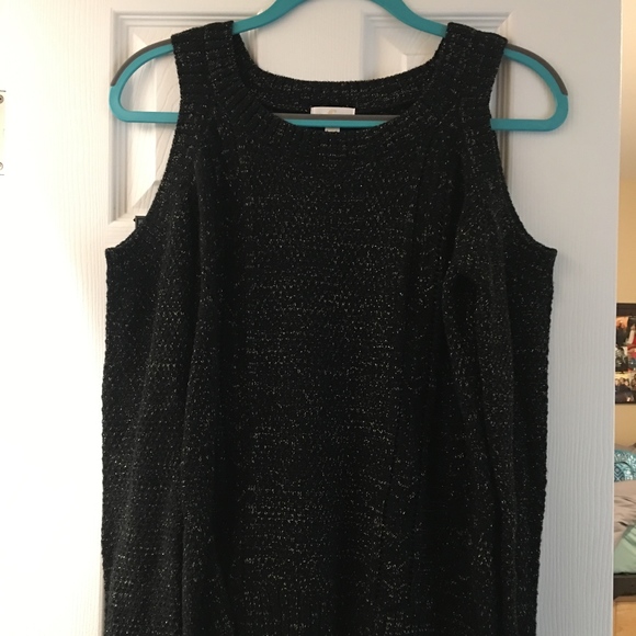 Sweater - Picture 1 of 1