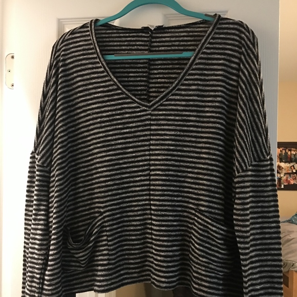 Sweater - Picture 1 of 1