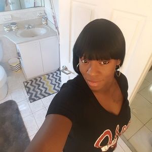 Meet your Posher, Anitria