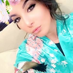 Meet your Posher, Melanie