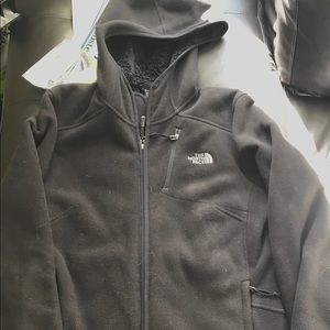 NORTHFACE Women’s Medium black zip up