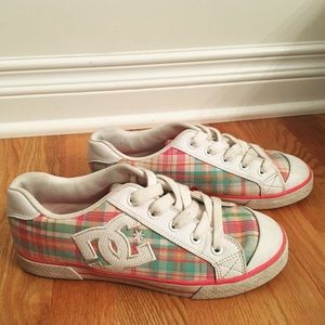DC Sneakers