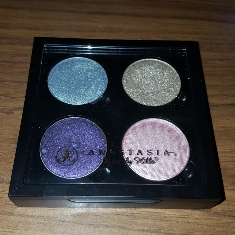 Anastasia Beverly Hills Custom Eyeshadow Quad