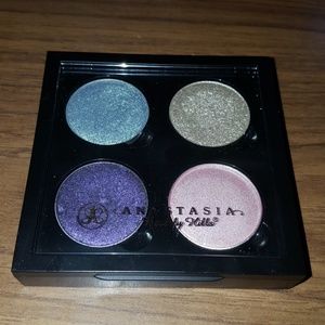 Anastasia Beverly Hills Custom Eyeshadow Quad