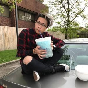 Meet your Posher, Ethan