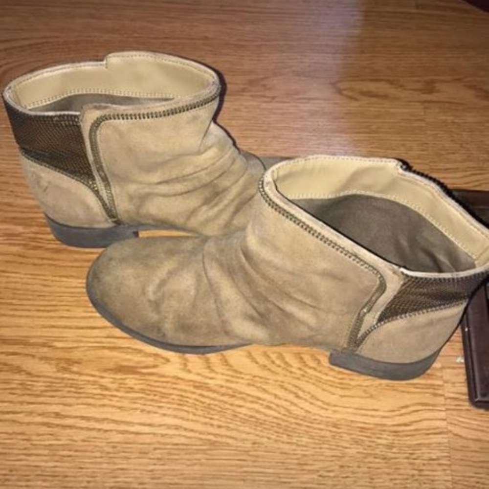 Women's booties