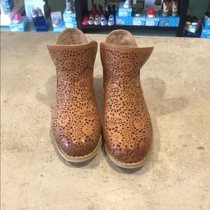 Joyfolie Daisy Leather Booties